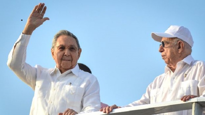 Cuba`s Fidel Castro acknowledges his age in rare speech